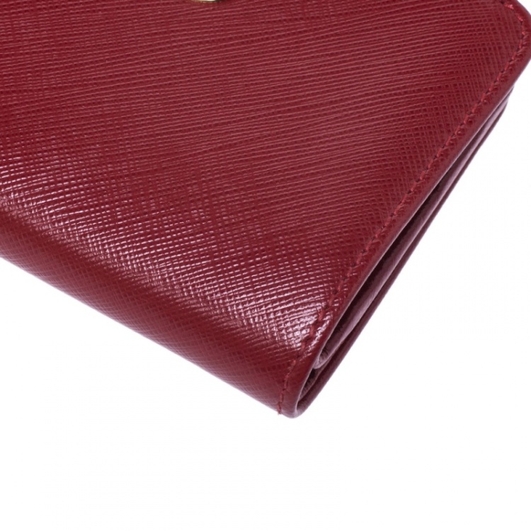 Pre Owned Salvatore Ferragamo Red Leater Gancini French Wallet