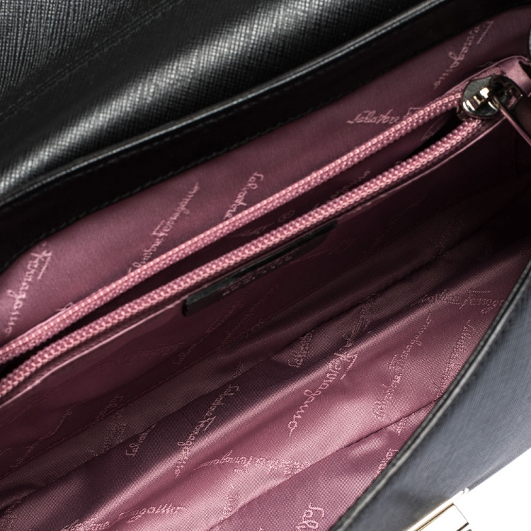 Pre Owned Salvatore Ferragamo Black Leather Flap Shoulder Bag