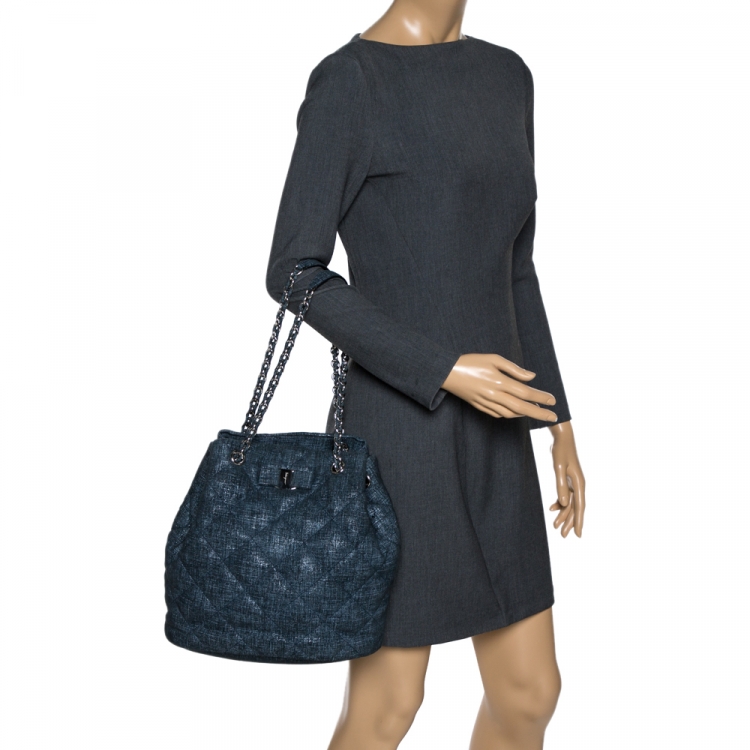 Pre Owned Salvatore Ferragamo Navy Blue Quilted Nubuck Leather Genny Bucket Bag