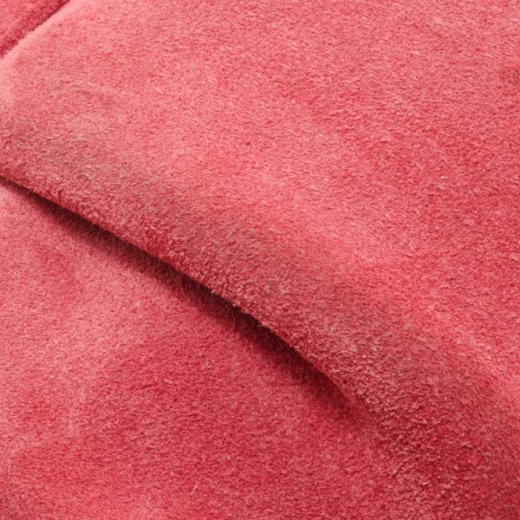 مملوكة مسبقًا Salvatore Ferragamo Fuchsia Suede and Leather Shoulder Bag
