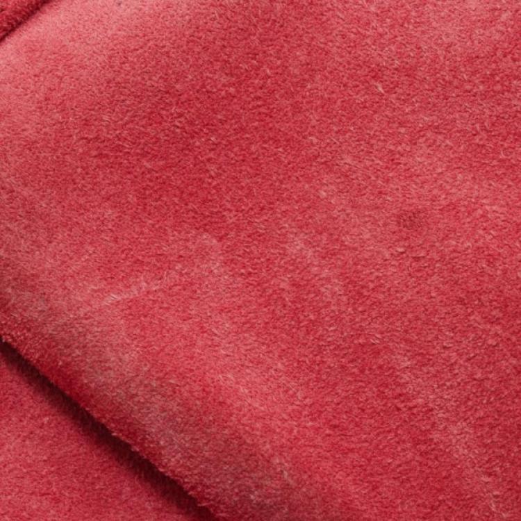 مملوكة مسبقًا Salvatore Ferragamo Fuchsia Suede and Leather Shoulder Bag