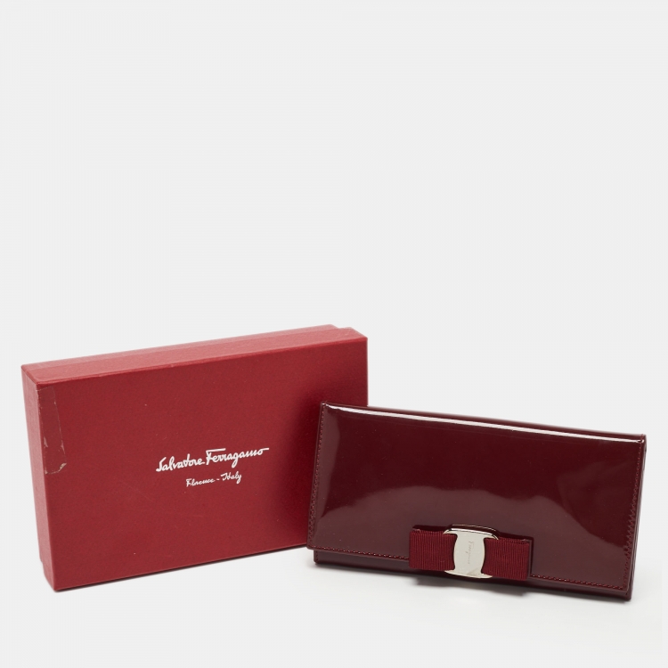 Pre Owned Salvatore Ferragamo Burgundy Patent Leather Vara Bow Continental Wallet