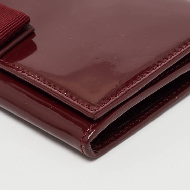 Pre Owned Salvatore Ferragamo Burgundy Patent Leather Vara Bow Continental Wallet