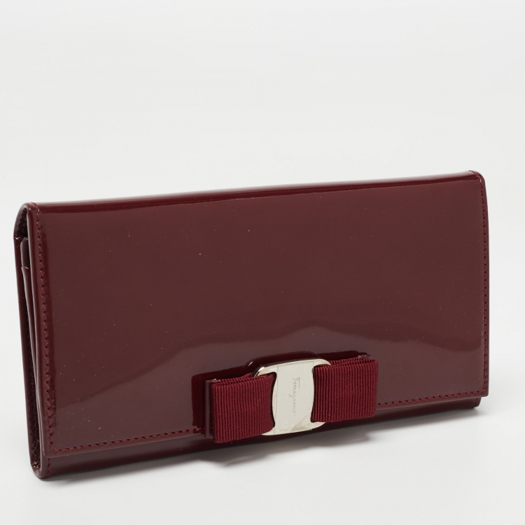 Pre Owned Salvatore Ferragamo Burgundy Patent Leather Vara Bow Continental Wallet