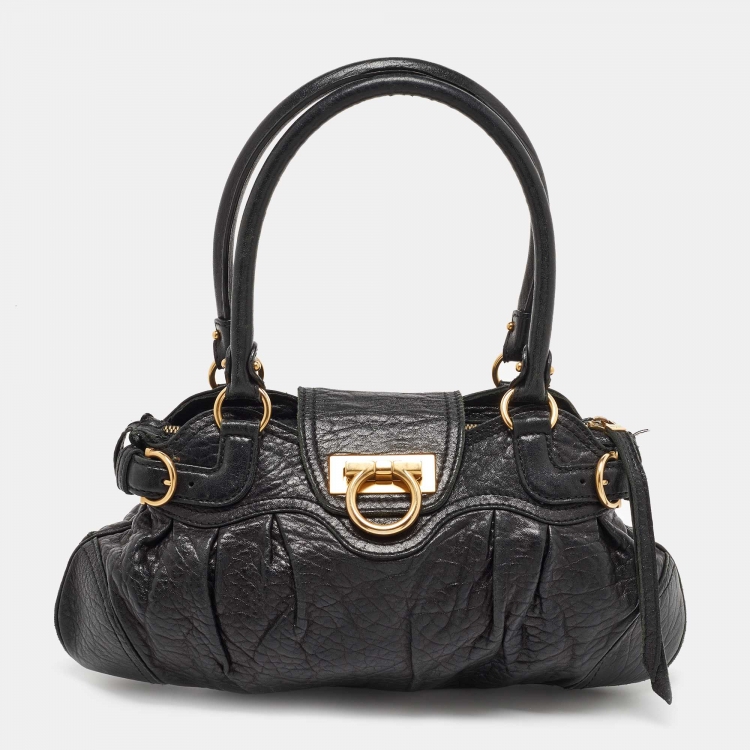 Ferragamo 'margot' Hobo Bag in Black