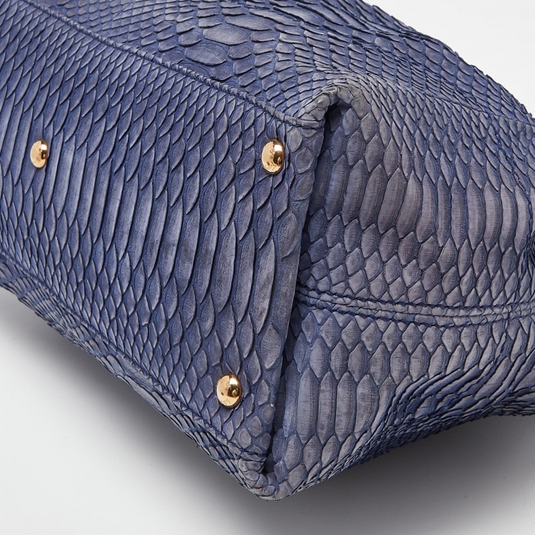 مملوكة مسبقًا Salvatore Ferragamo Blue Python Gancini Satchel