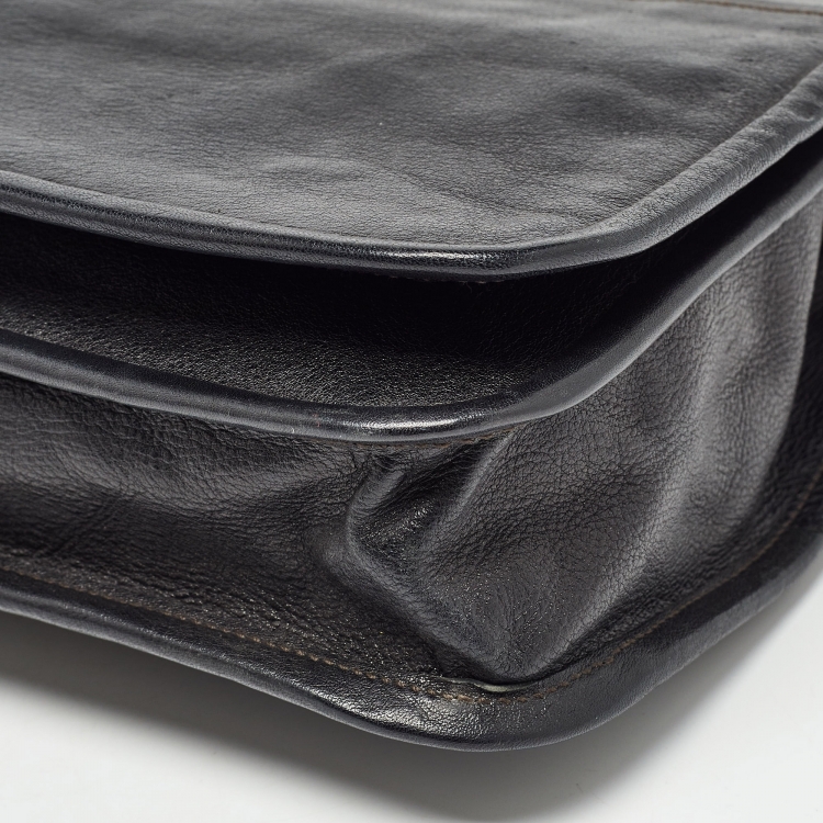 Pre Owned Salvatore Ferragamo Black Leather Oversized Gancini Clutch