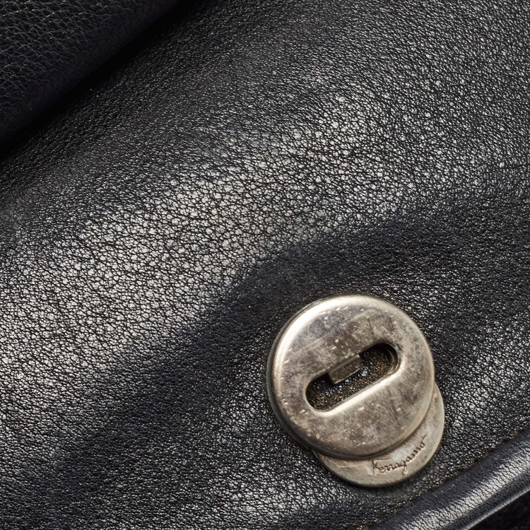 Pre Owned Salvatore Ferragamo Black Leather Oversized Gancini Clutch
