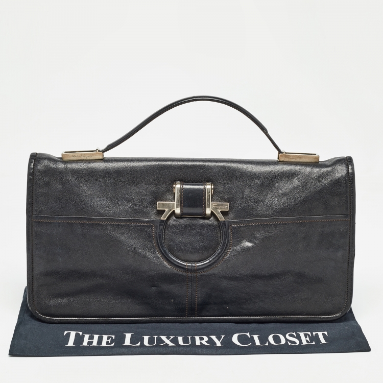 Pre Owned Salvatore Ferragamo Black Leather Oversized Gancini Clutch
