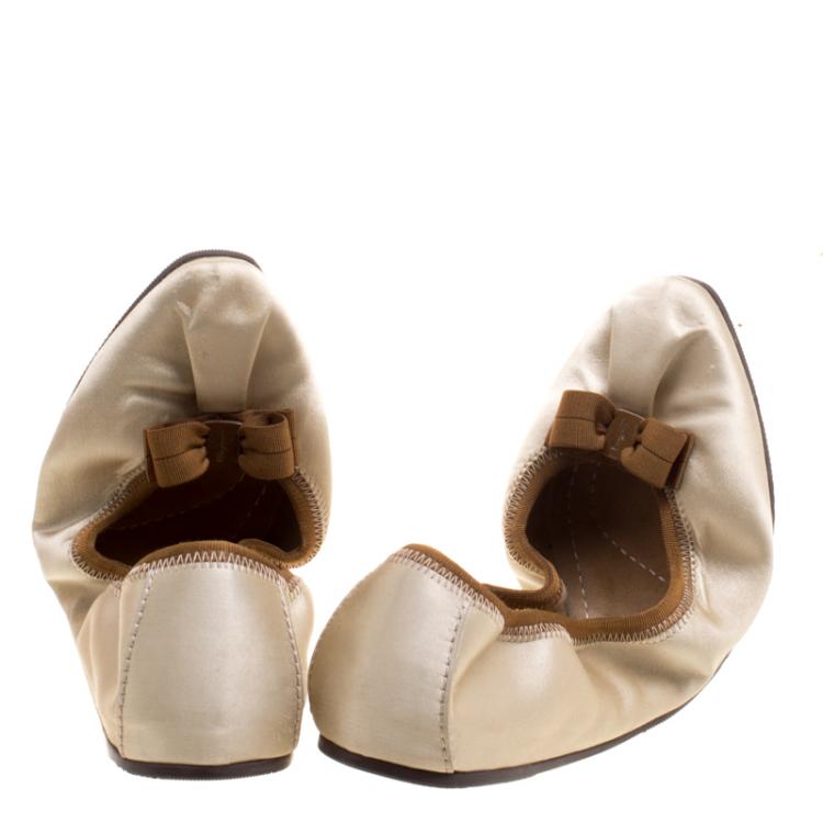 Pre Owned Salvatore Ferragamo Beige Satin My Joy Scrunch Ballet Flats Size 39