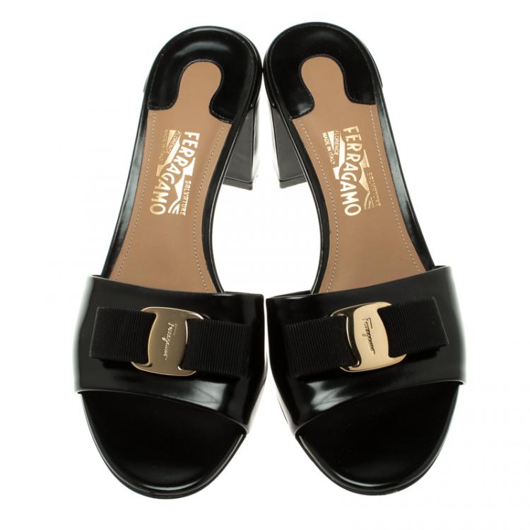 Pre Owned Salvatore Ferragamo Black Leather Block Heel Slides Size 38