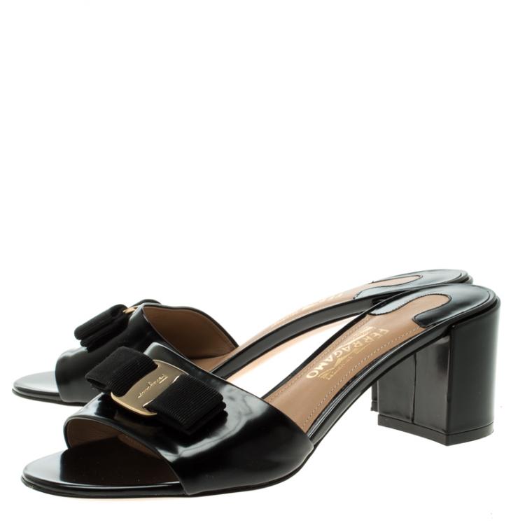 Pre Owned Salvatore Ferragamo Black Leather Block Heel Slides Size 38