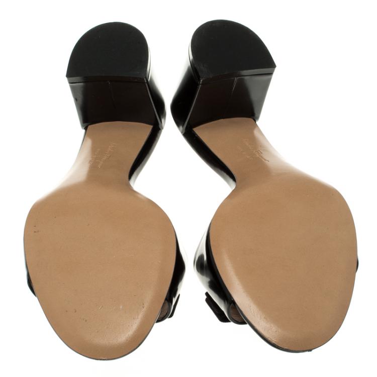 Pre Owned Salvatore Ferragamo Black Leather Block Heel Slides Size 38