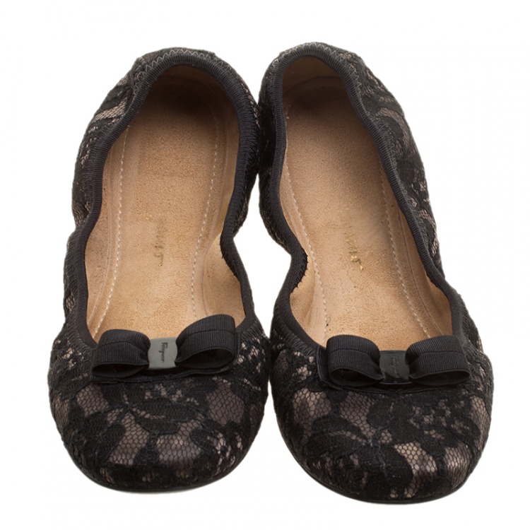 Pre Owned Salvatore Ferragamo Black Lace My Joy Bow Detail Ballet Flats Size 37.5