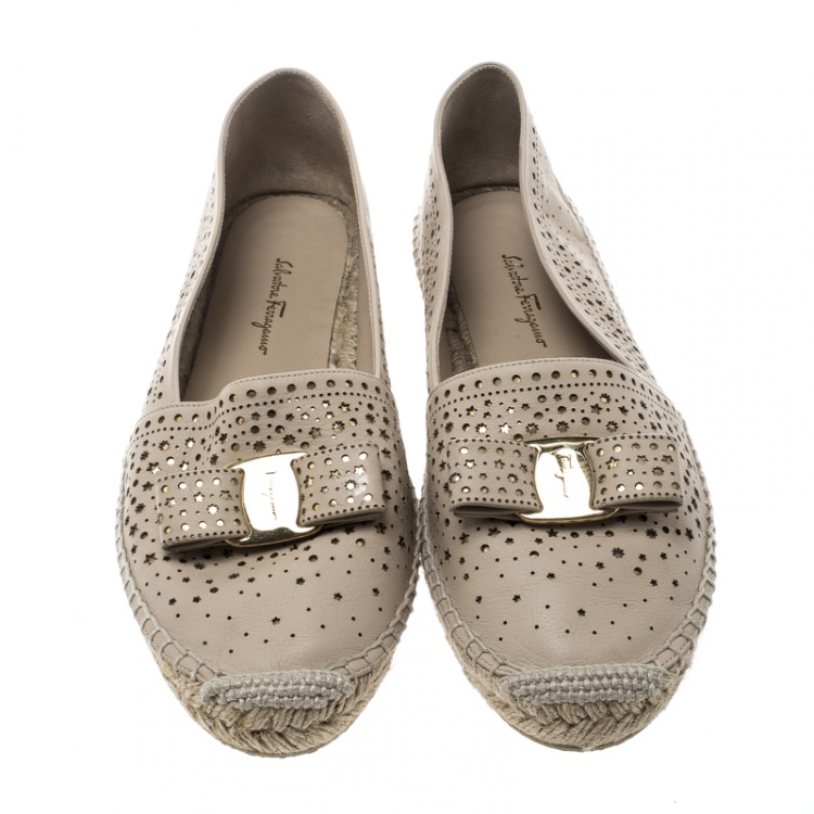 Pre Owned Salvatore Ferragamo Beige Leather Galaxy Espadrilles Size 40.5