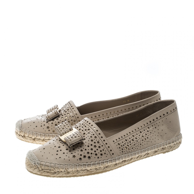 Pre Owned Salvatore Ferragamo Beige Leather Galaxy Espadrilles Size 40.5
