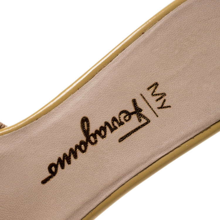 Pre Owned Salvatore Ferragamo Beige Patent Leather Block Heel Slides Size 35