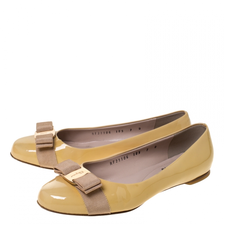 Pre Owned Salvatore Ferragamo Beige Patent Leather Varina Ballet Flats Size 37.5