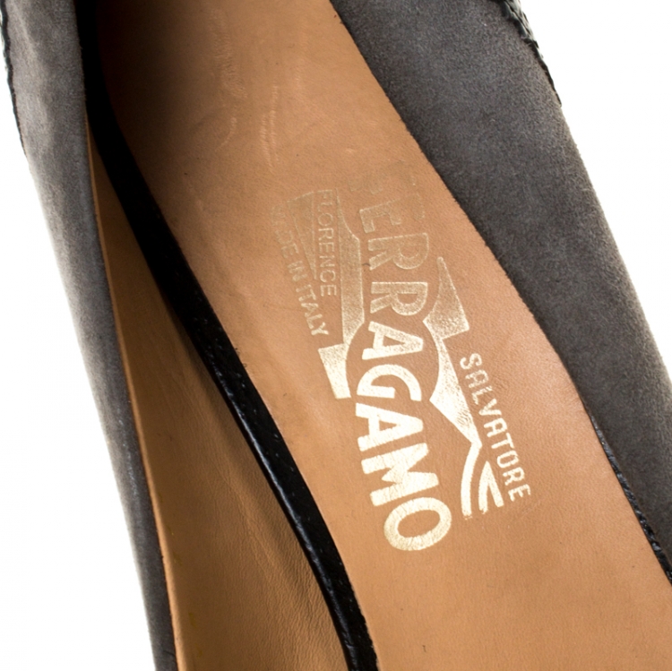 Pre Owned Salvatore Ferragamo Black Brogue Leather And Grey Suede Vara Bow Pumps Size 40.5