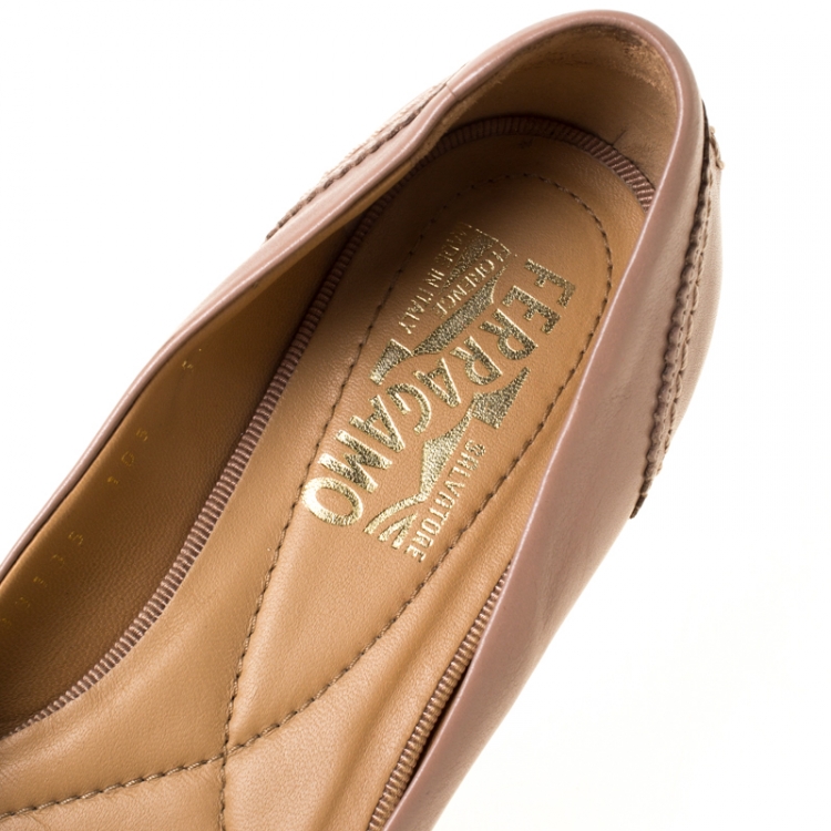 Pre Owned Salvatore Ferragamo Beige Leather Vara Bow Ballet Flats Size 36 