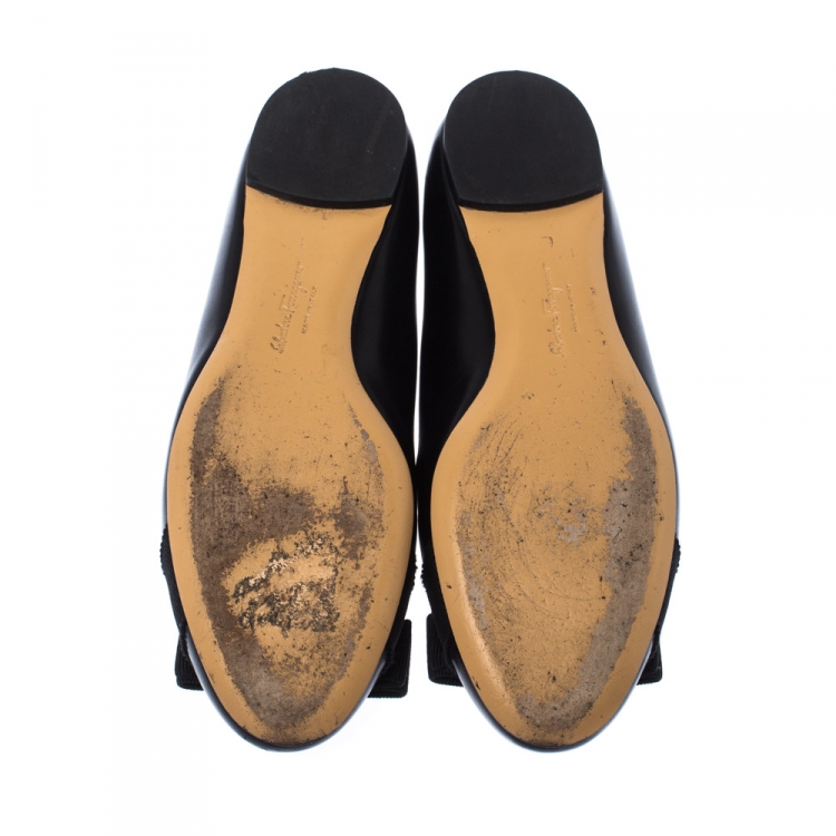 Pre Owned Salvatore Ferragamo Black Leather Vara Bow Ballet Flats Size 35