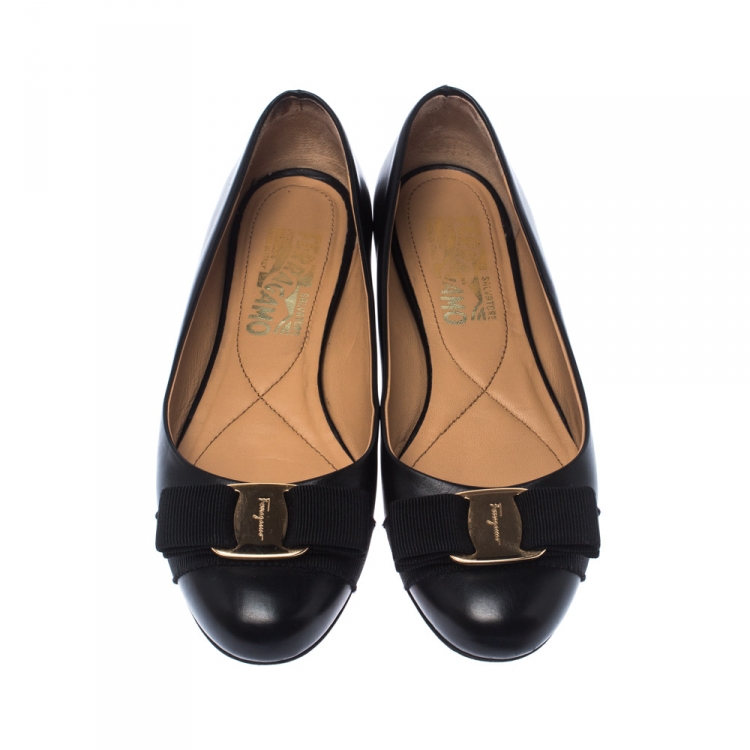 Pre Owned Salvatore Ferragamo Black Leather Vara Bow Ballet Flats Size 35