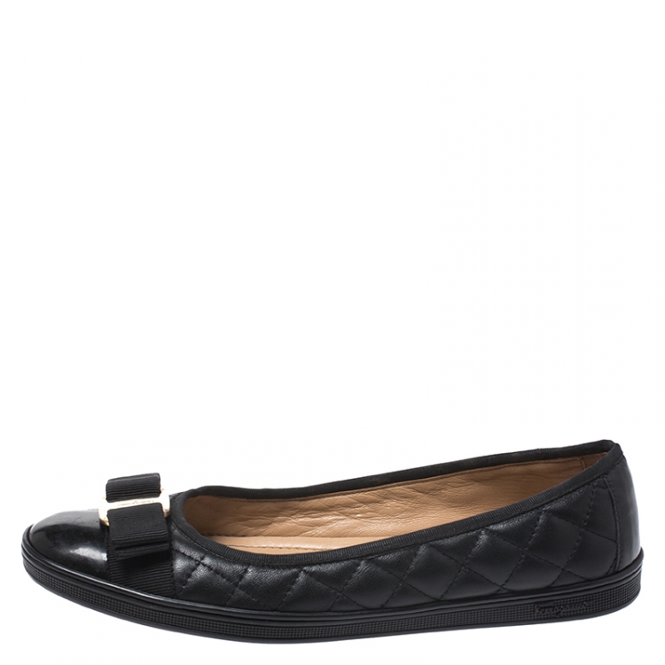 مملوكة مسبقًا Salvatore Ferragamo Black Leather Vara Bow Ballet Flats Size 37