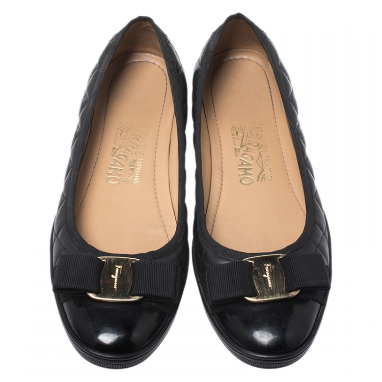 مملوكة مسبقًا Salvatore Ferragamo Black Leather Vara Bow Ballet Flats Size 37