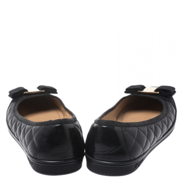 مملوكة مسبقًا Salvatore Ferragamo Black Leather Vara Bow Ballet Flats Size 37