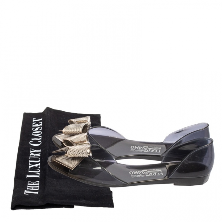 مملوكة مسبقًا Salvatore Ferragamo Dark Grey Jelly Barbados Bow Peep Toe D'orsay Flats Size 40.5