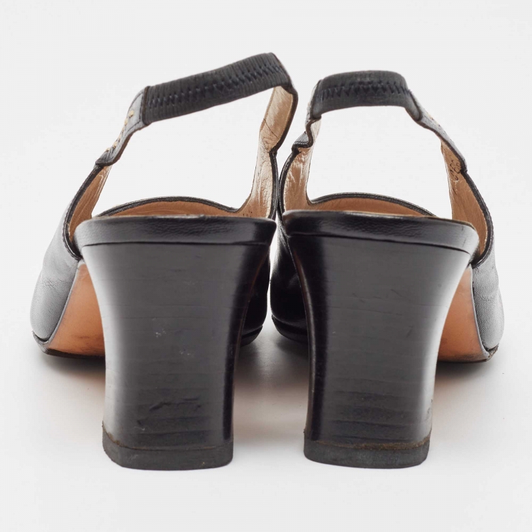 Pre Owned Salvatore Ferragamo Black Leather  Slingback Pumps Size 38.5