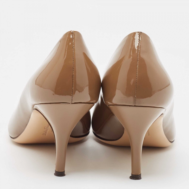 Pre Owned Salvatore Ferragamo Brown Patent Leather Round Toe Pumps Size 40