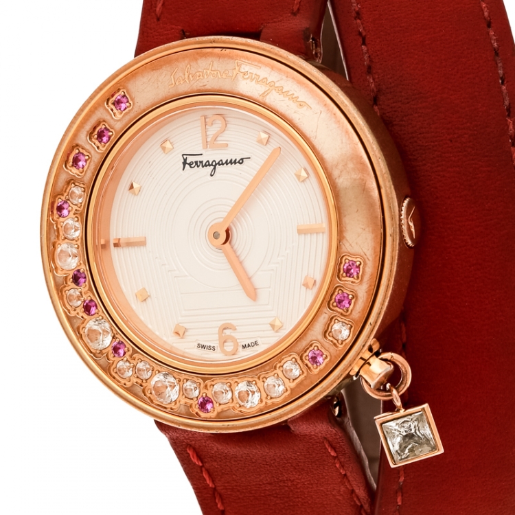 مملوكة مسبقًا Salvatore Ferragamo Cream Gold Plated Stainless Steel Firenze F64 Women's Wristwatch 36 mm