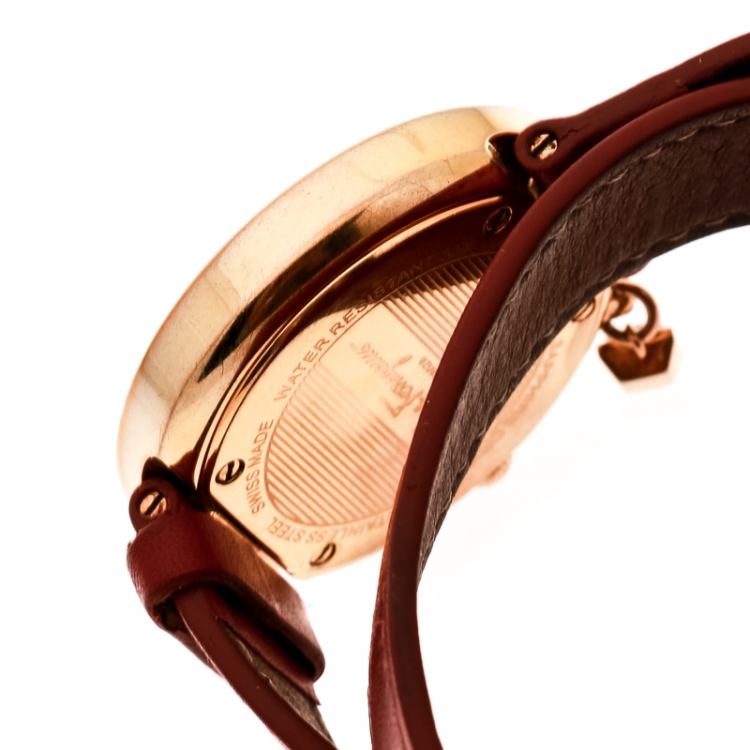 مملوكة مسبقًا Salvatore Ferragamo Cream Gold Plated Stainless Steel Firenze F64 Women's Wristwatch 36 mm