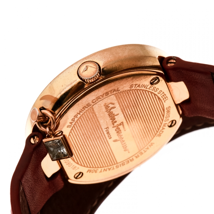 مملوكة مسبقًا Salvatore Ferragamo Cream Gold Plated Stainless Steel Firenze F64 Women's Wristwatch 36 mm
