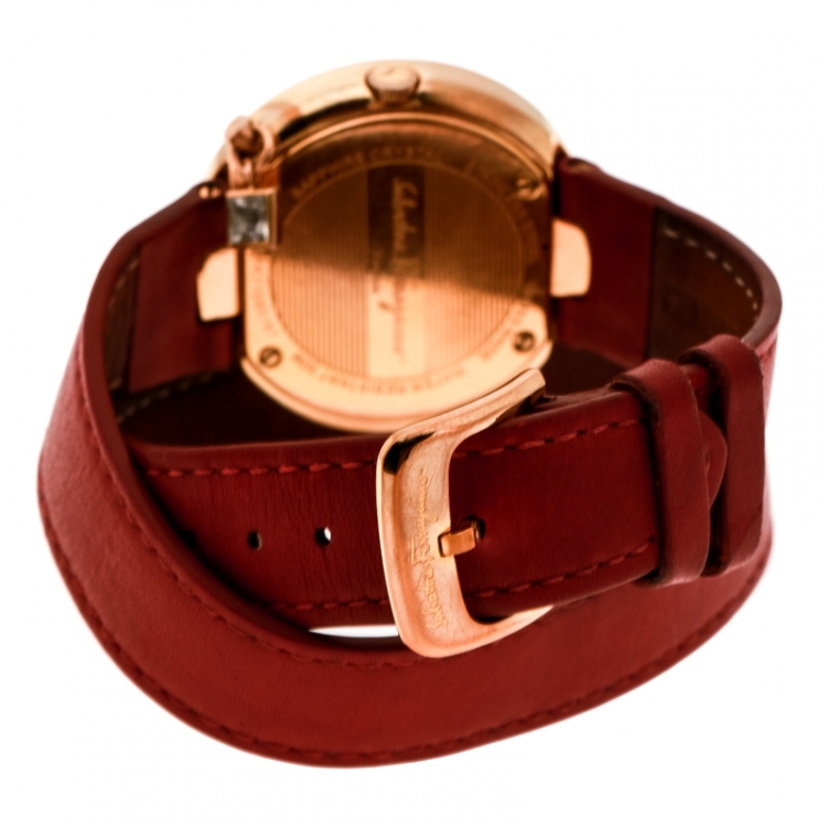 مملوكة مسبقًا Salvatore Ferragamo Cream Gold Plated Stainless Steel Firenze F64 Women's Wristwatch 36 mm