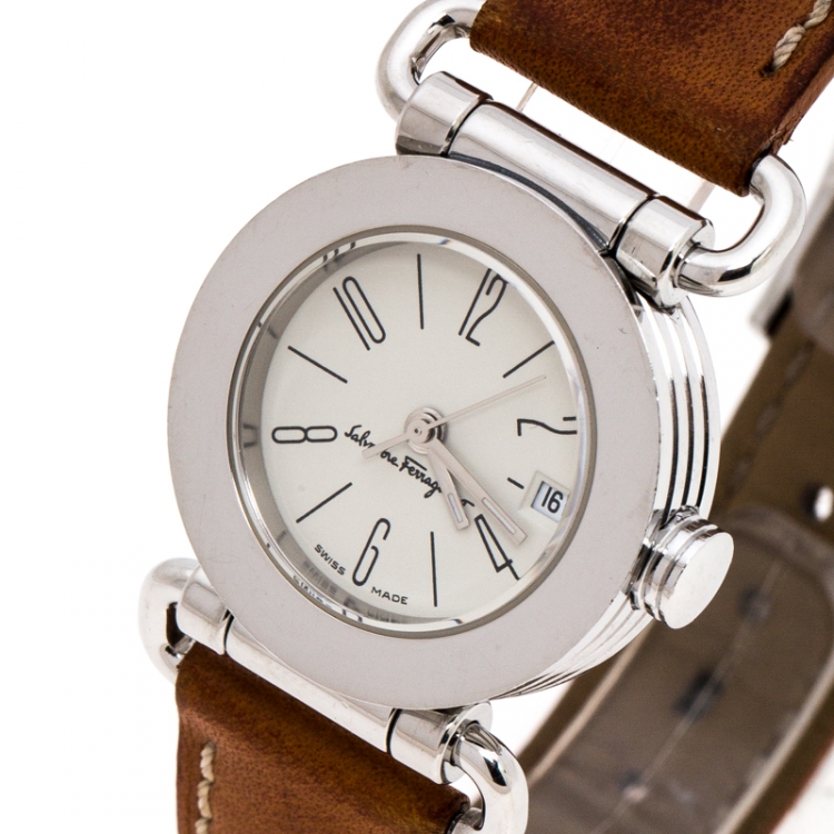 Pre Owned Salvatore Ferragamo White Stainless Steel 0125 Women's Wristwatch 25 mm