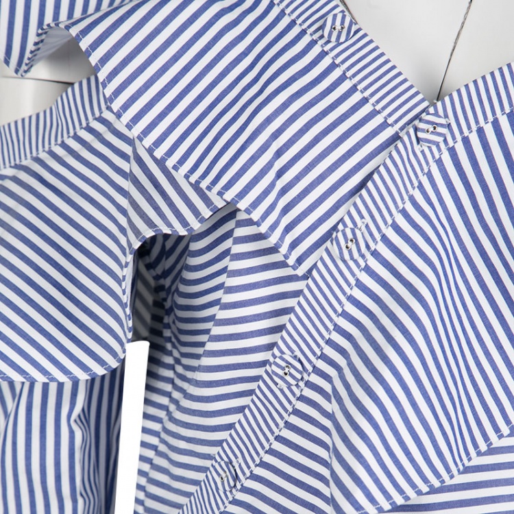 Pre Owned Self Portrait Blue and White Striped Ruffle Detail Off Shoulder Asymmetric Shirt M