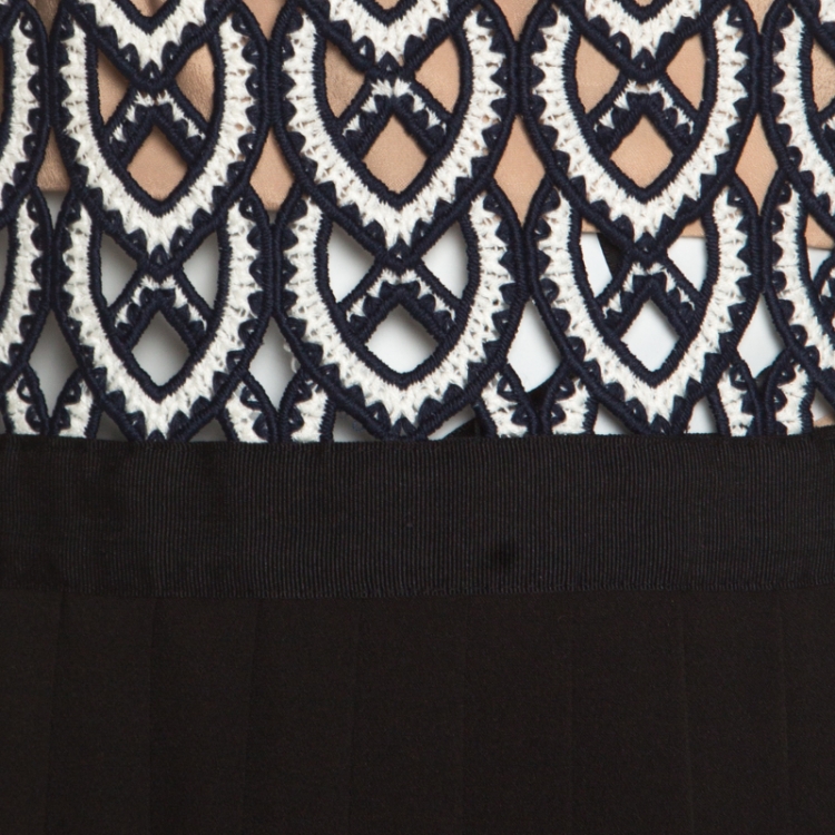 Pre Owned Self Portrait Monochrome Sweetheart Lace Long Sleeve Maxi Dress M