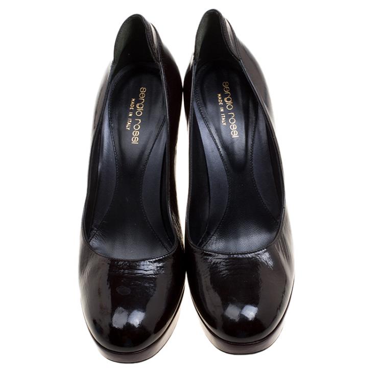 مملوكة مسبقًا Sergio Rossi Dark Brown Patent Leather Platform Pumps Size 38.5