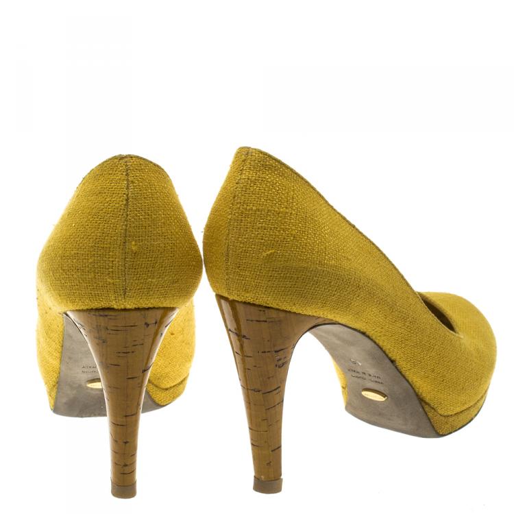 Pre Owned Sergio Rossi Canary Yellow Canvas Pumps Size 36