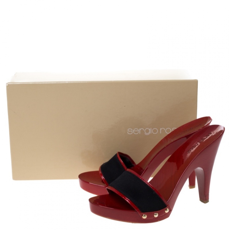 مملوكة مسبقًا Sergio Rossi Black/Red Satin and Wooden Slide Sandals Size 37