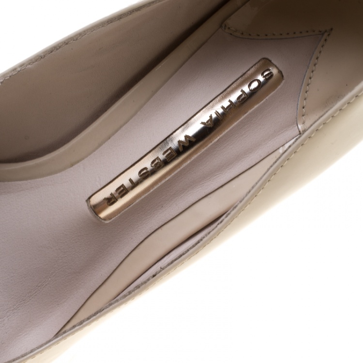 Pre Owned Sophia Webster Beige Patent Leather Lilico Floral Embellished Pointed Toe Pumps Size 36.5