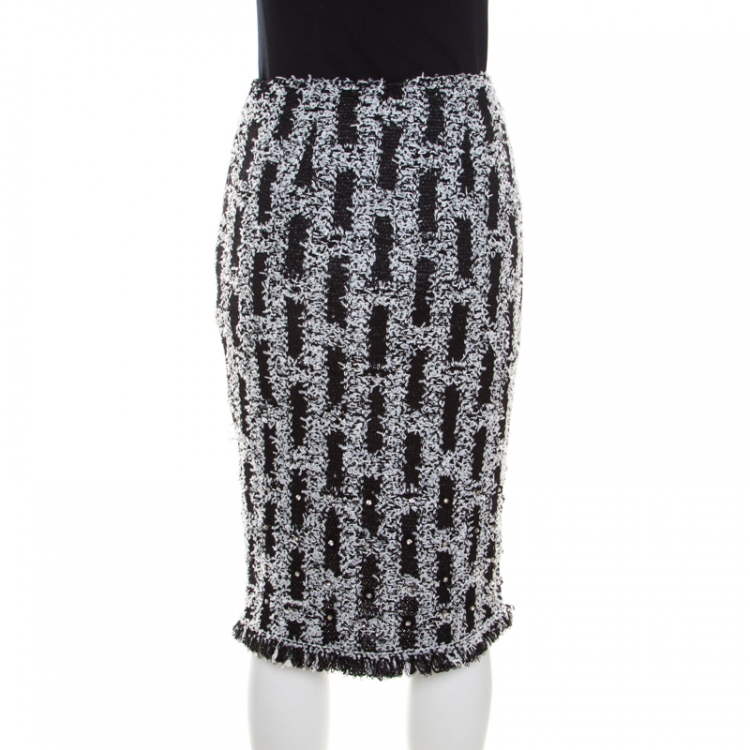 Pre Owned St. John Couture Monochrome Textured Lurex Knit Crystal Embellished Pencil Skirt S