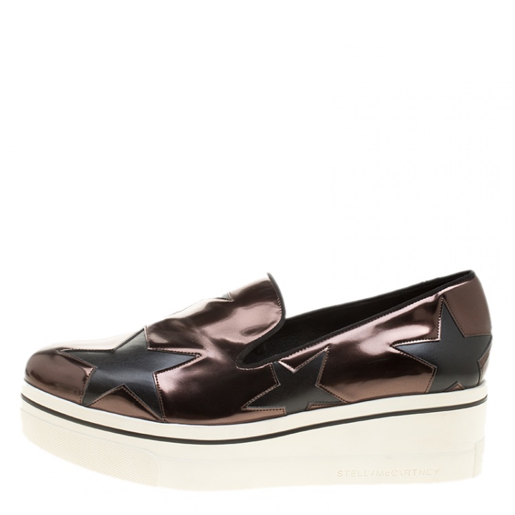 مملوكة مسبقًا Stella McCartney Metallic Grey  Faux Leather Binx Star Platform Slip On Sneakers Size 41