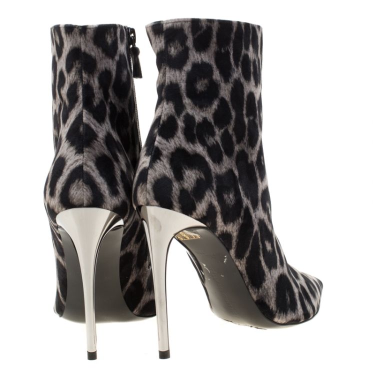 Pre Owned Stella McCartney Beige/Black Leopard Print Velvet Ankle Boots Size 38.5