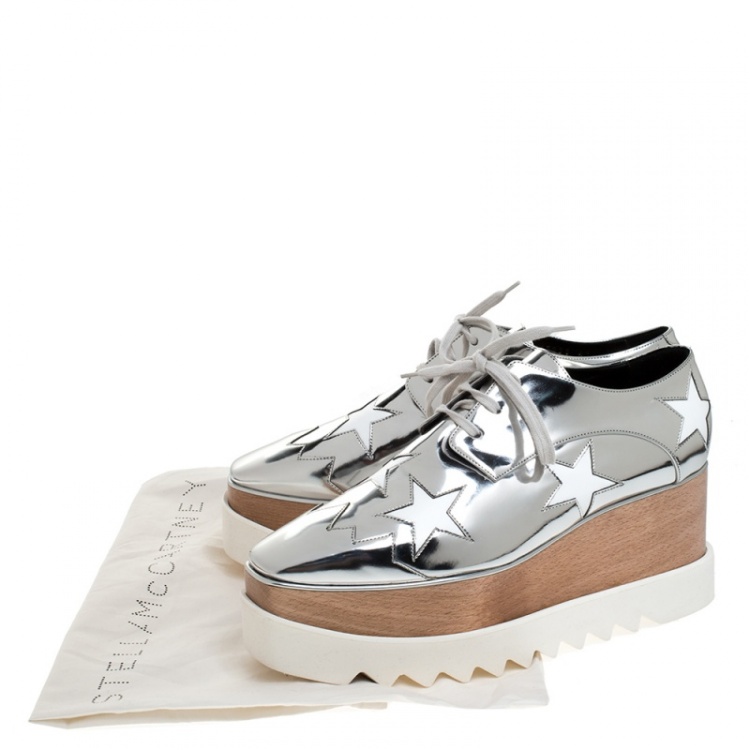 مملوكة مسبقًا Stella McCartney Metallic Silver Faux Leather Elyse Star Platform Derby Size 41