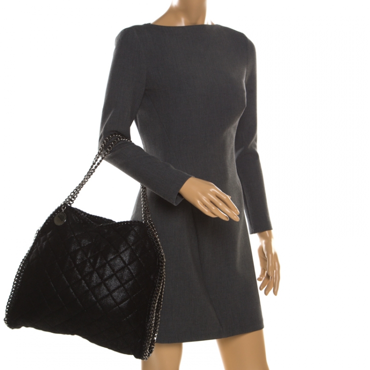 Pre Owned Stella Mccartney Black Quilted Faux Leather Falabella Shaggy Deer Tote