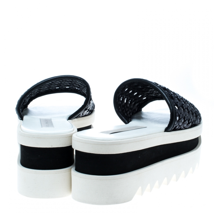 مملوكة مسبقًا Stella McCartney Black Faux Woven Leather Wicker Platform Slides Size 37
