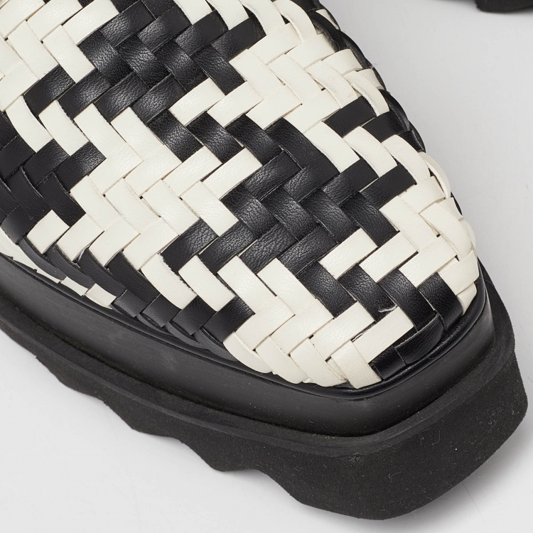 مملوكة مسبقًا Stella McCartney White/Black Faux Woven Leather Elyse Houndstooth Wedge Platform Sneakers Size 37